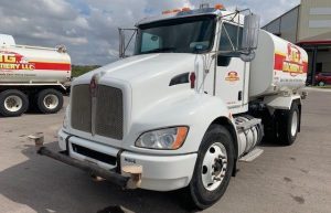 2017-KENWORTH-2.5K-WATER-TANK