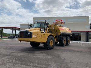 2012 CAT 740B 8,000 GALLON WATER TANKER