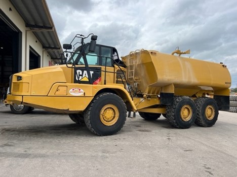 2021 CAT 725 6,000 Gallon Off Road Water Tanker 1 2021 CAT 725 6,000 Gallon Off Road Water Tanker