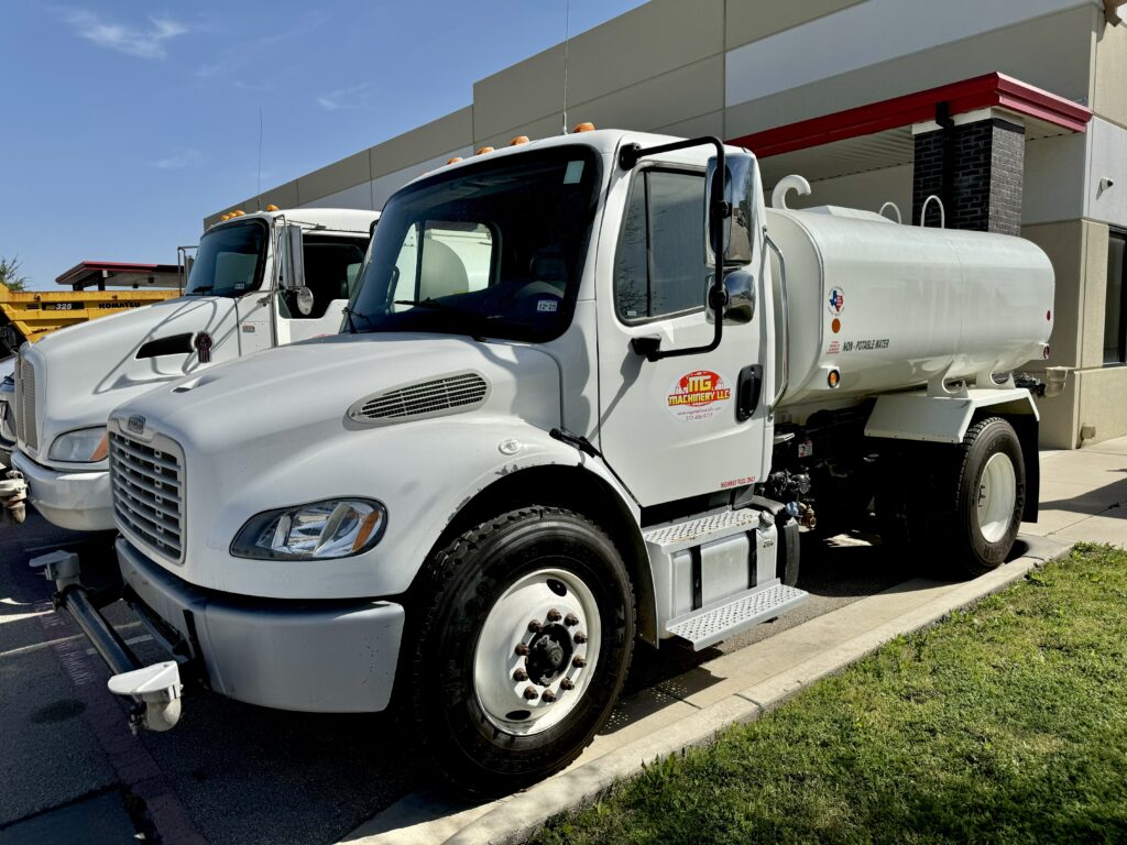 2021 Freightliner M2-106 2,000 Gallon Water Truck 3 2021 Freightliner M2-106 2,000 Gallon Water Truck